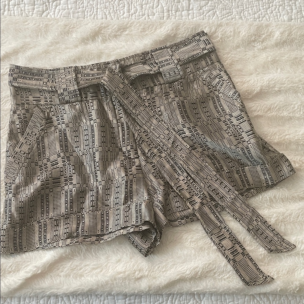 Alexis, Patterned Shorts, S